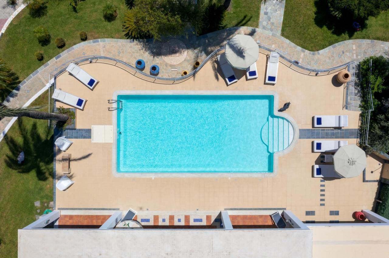 Grande Dame Villa Of Rhodes Asgourou Bagian luar foto