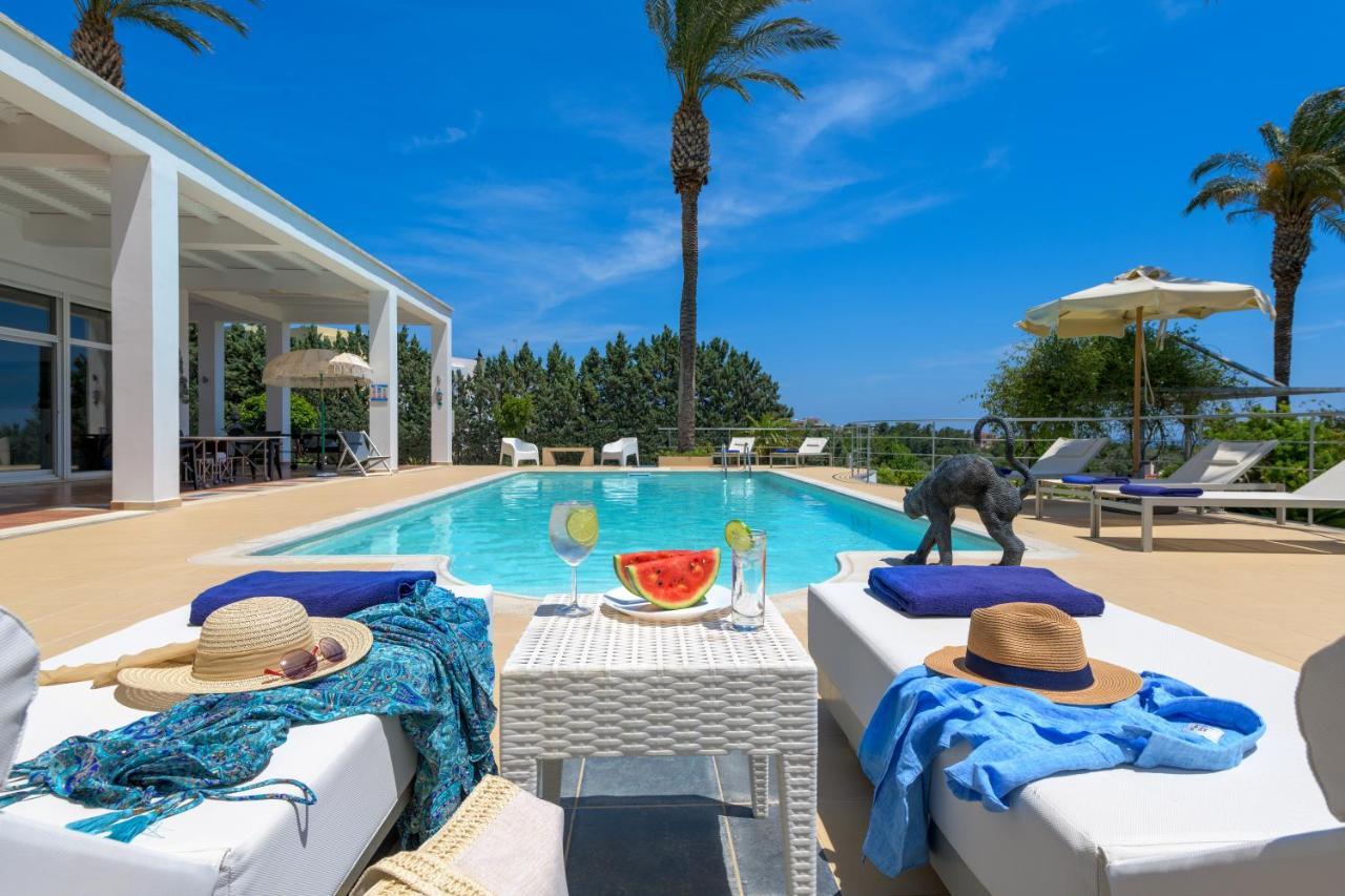 Grande Dame Villa Of Rhodes Asgourou Bagian luar foto