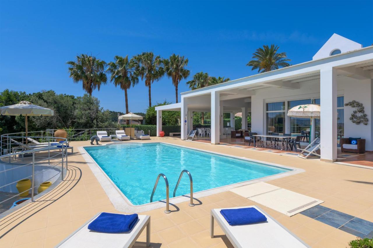 Grande Dame Villa Of Rhodes Asgourou Bagian luar foto