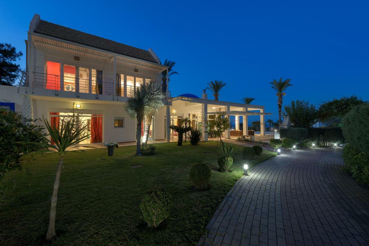 Grande Dame Villa Of Rhodes Asgourou Bagian luar foto