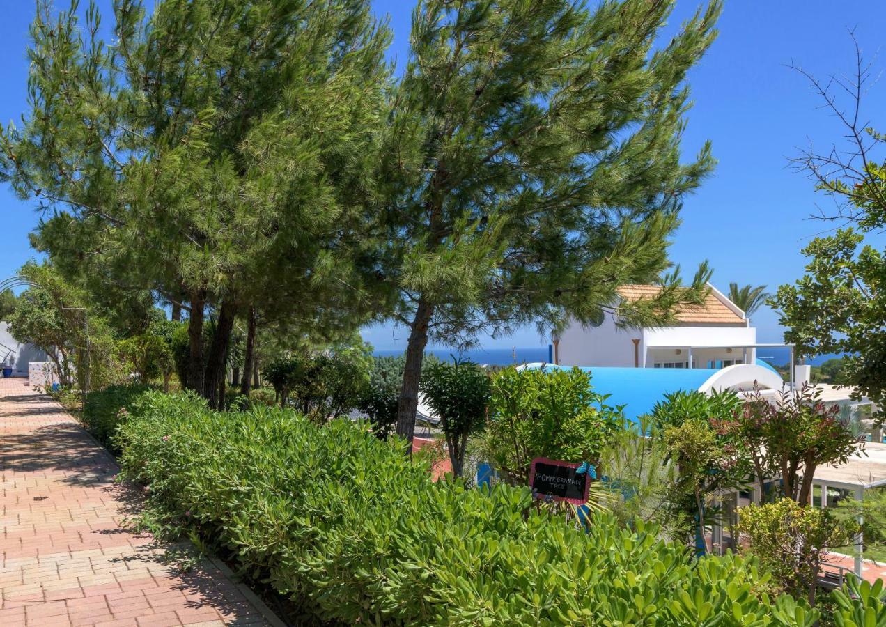 Grande Dame Villa Of Rhodes Asgourou Bagian luar foto